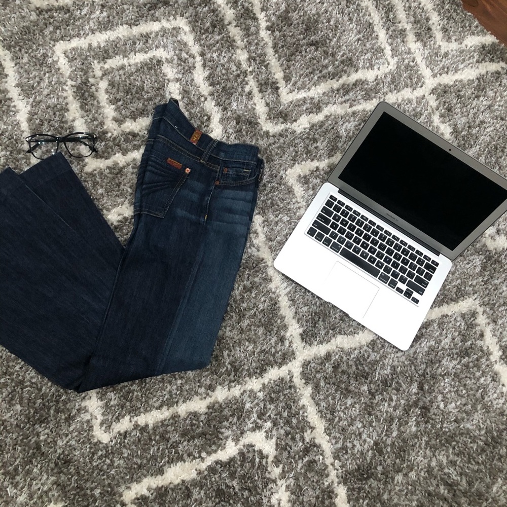 Classic Dojo 7 for all mankind Jeans 🧚🏾‍♀️👖